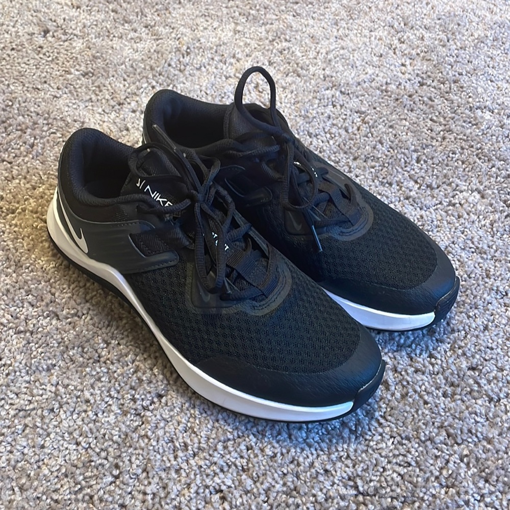 Nike MC Trainer Shoes, Size 9, Black